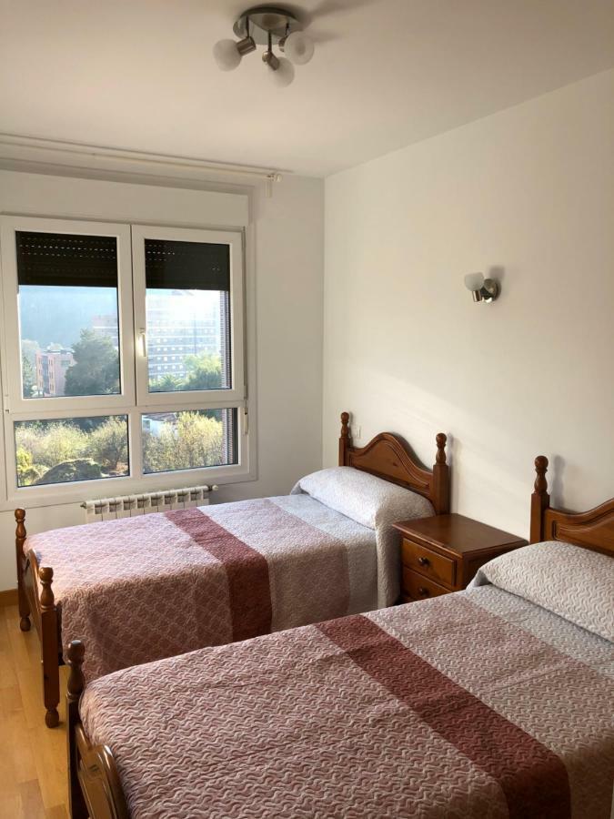 Piso Vacacional En Aviles Appartement Buitenkant foto